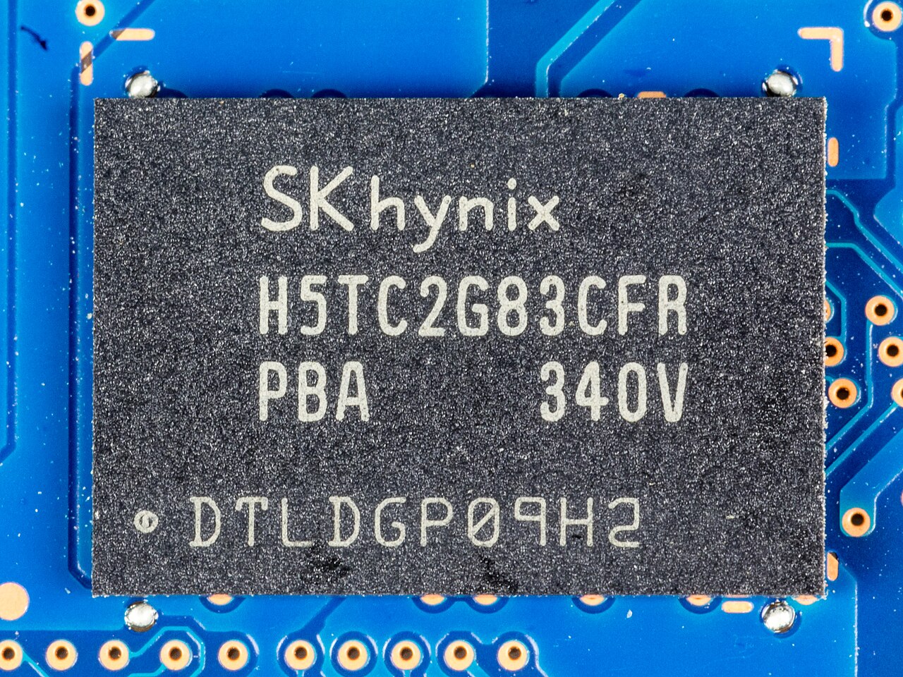 SK하이닉스 DDR3L 메모리 칩의 근접 자료사진